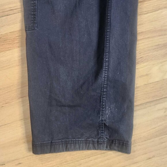 H&M Men’s Black Loose-Fit Cargo Pants — 36x30 • Adjustable Strap Belt - Picture 6 of 7